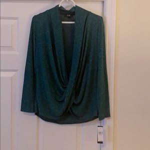 Long sleeve green striped lightweight top